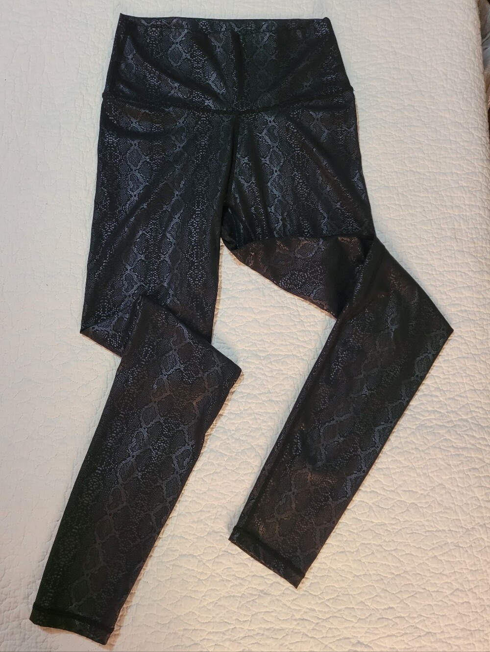 Colorfulkoala Highwaist Leggings Black Snake Print Sz MEDIUM